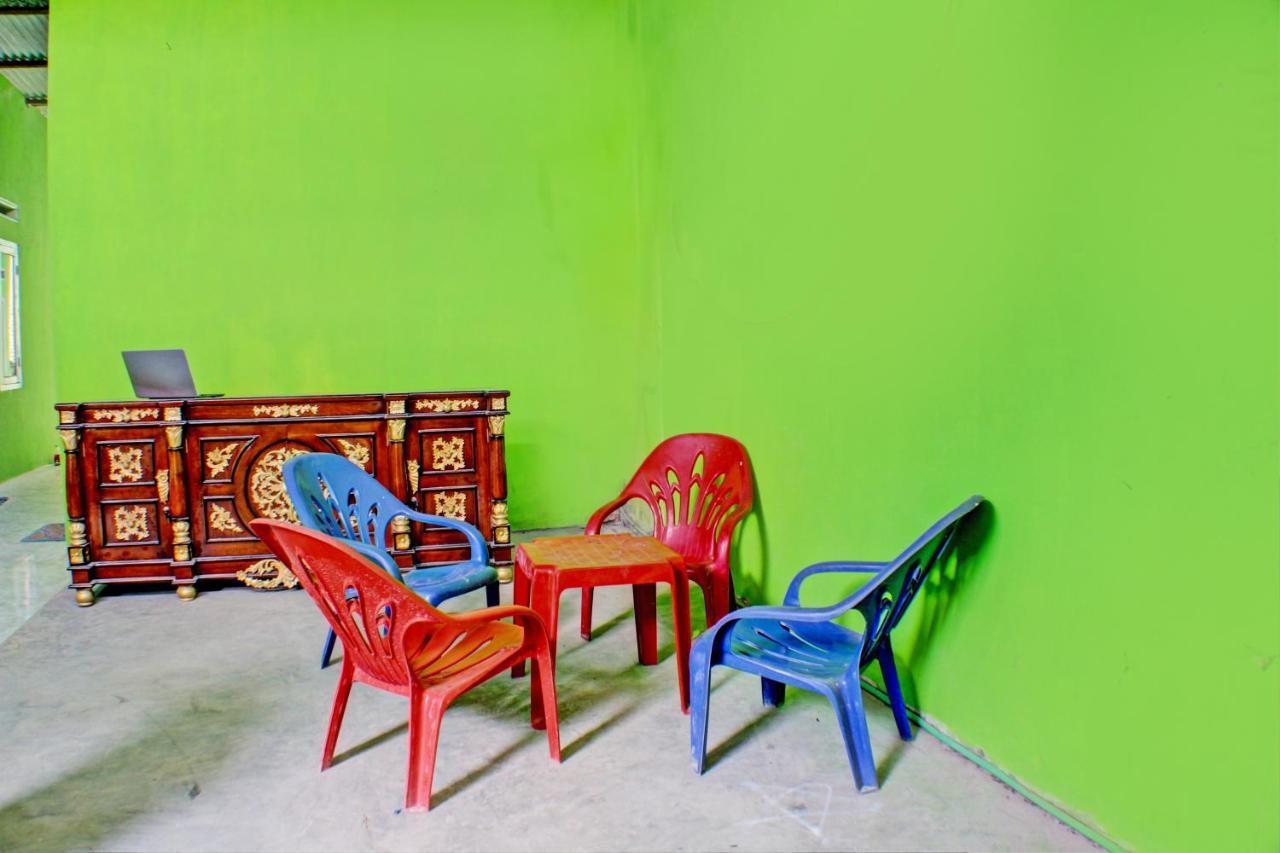 Spot On 93089 Homestay Kamar Hijau Syariah Bandar Lampung Bagian luar foto