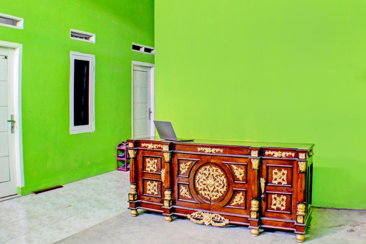 Spot On 93089 Homestay Kamar Hijau Syariah Bandar Lampung Bagian luar foto
